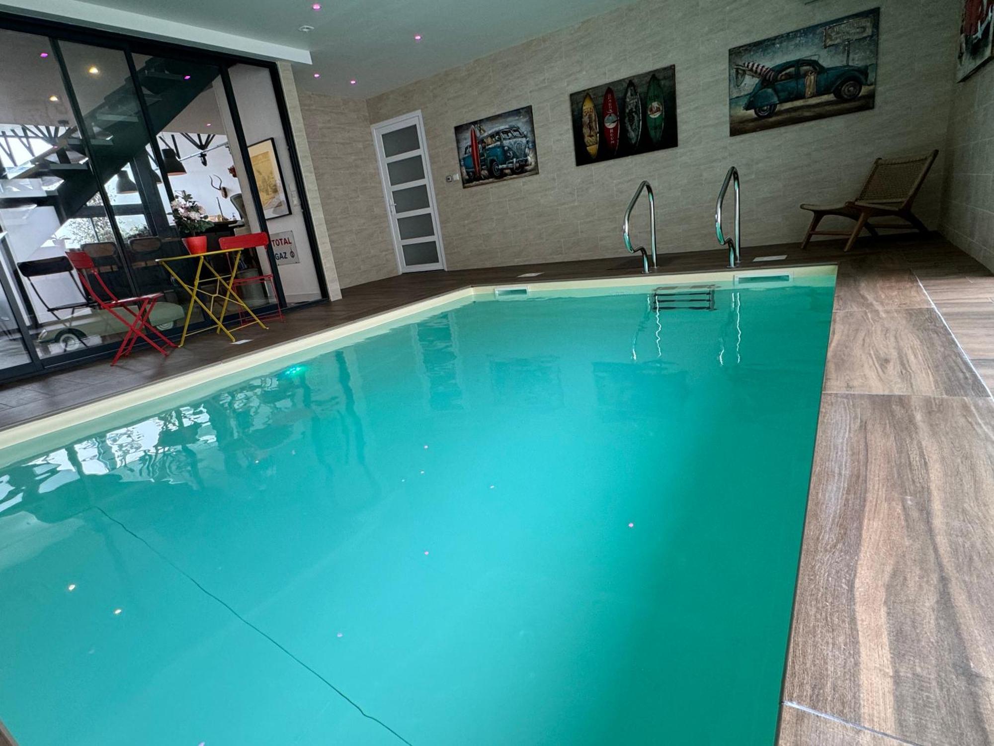 Loft Spa Reims-Fr 250M2 Privatifs, Piscine Interieure Chauffee, Spa Et Parking Exterior foto